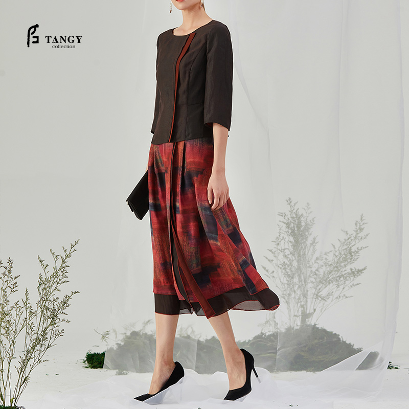 TANGY Collection/天意精品2021年秋冬新品真丝壁画印染半身裙