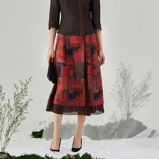 TANGY Collection/天意精品2021年秋冬新品真丝壁画印染半身裙 商品图2