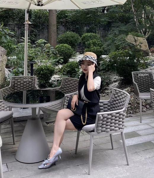 【断码特惠不退换】法式复古精致搭扣方头单鞋  轻she代工厂定制款  北京SKP商场的奢chi品牌代工厂 头层漆牛皮 内里羊皮  气质百搭款 商品图11