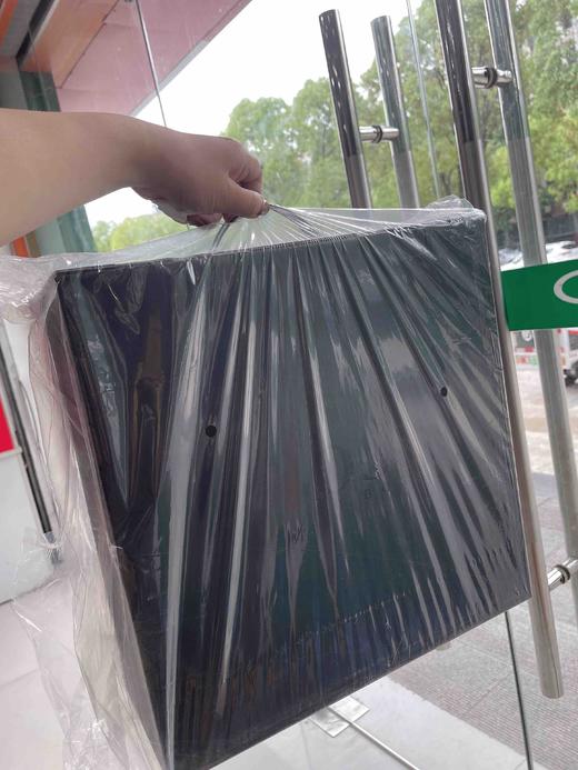 Hugo Boss 丝柔毯 礼盒装 商品图7