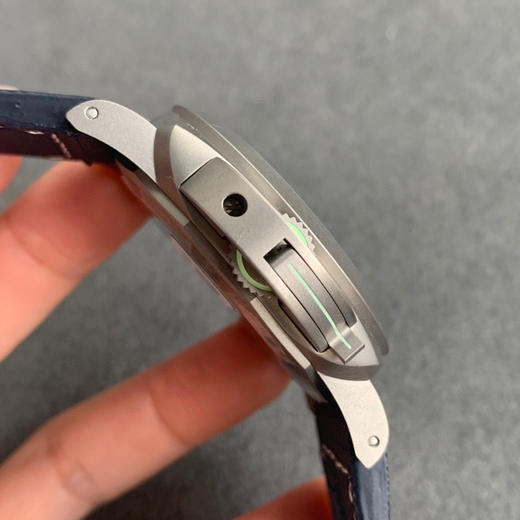 VS沛纳海44MM 男士腕表 PAM1117 镂空三文治 商品图3