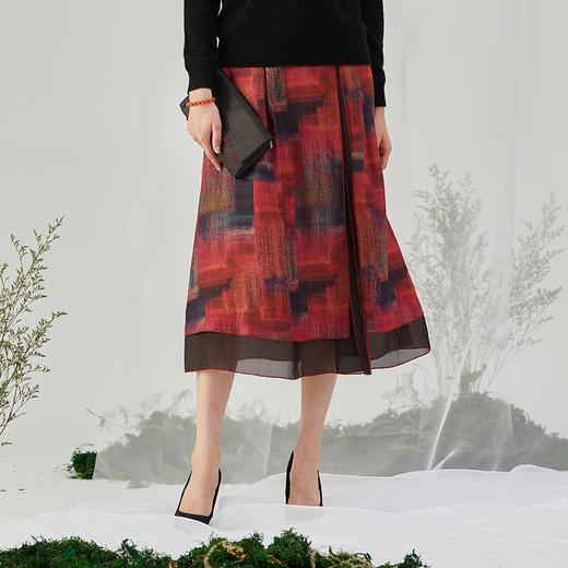 TANGY Collection/天意精品2021年秋冬新品真丝壁画印染半身裙 商品图3