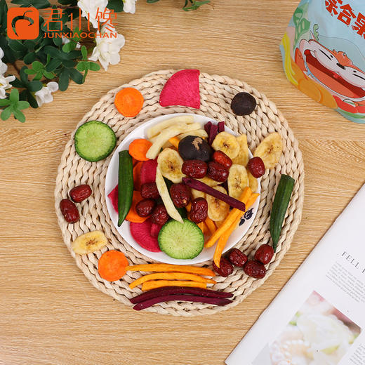 综合果蔬脆，12袋组合，清脆爽口，10种果蔬搭配，低温脱水工艺，留住蔬果本味和营养，无添加，放心吃M 商品图2