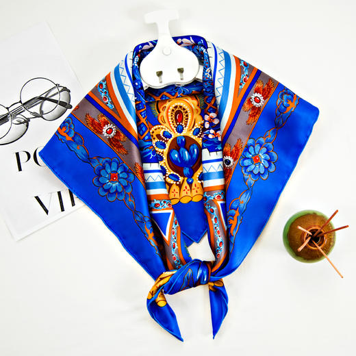 真丝素绉缎方巾 GD0011 商品图0