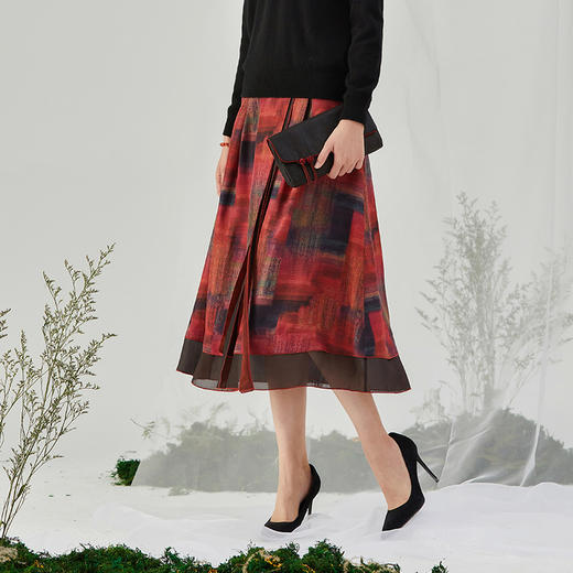 TANGY Collection/天意精品2021年秋冬新品真丝壁画印染半身裙 商品图4