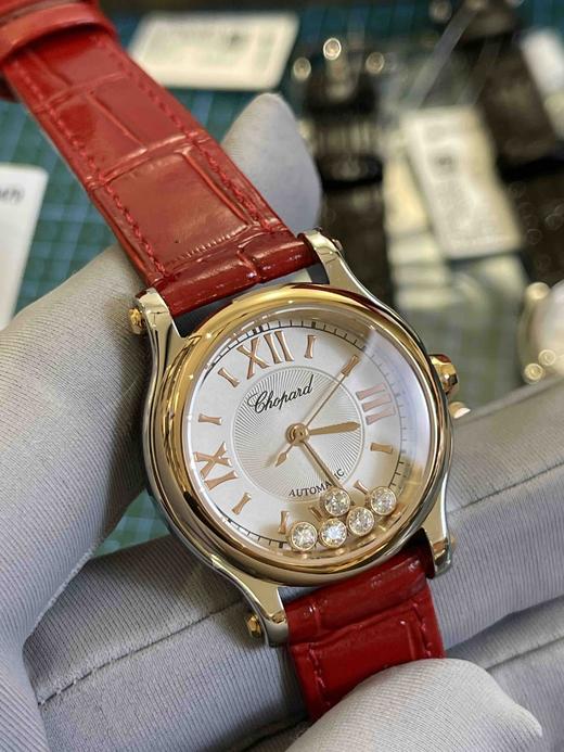 肖邦快乐钻石（红色皮带玫瑰金表盘），女士石英腕表，瑞士进口石英机芯，走时精准，完美复刻，乱真无压力～ 商品图6