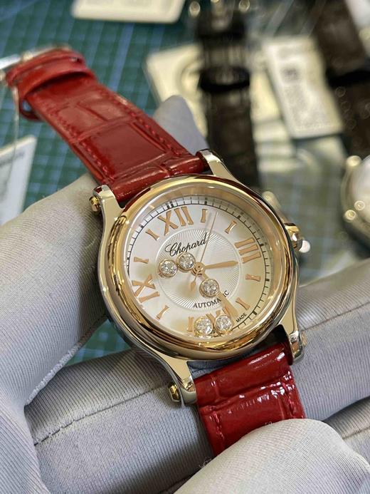 肖邦快乐钻石（红色皮带玫瑰金表盘），女士石英腕表，瑞士进口石英机芯，走时精准，完美复刻，乱真无压力～ 商品图5