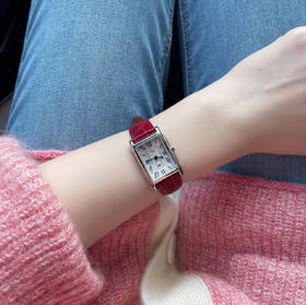 浪琴黛卓维纳小红表（可选黑色皮带），女士石英腕表，瑞士进口石英机芯，走时精准，完美复刻，乱真无压力～