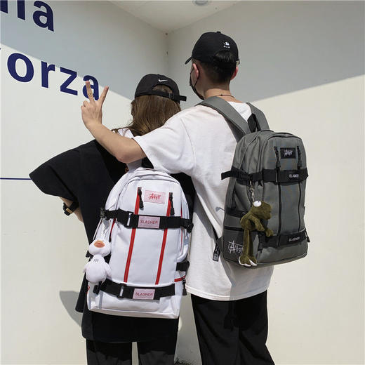 新款潮牌双肩包男女旅行包简约潮流滑板包时尚运动大容量登山包 商品图7