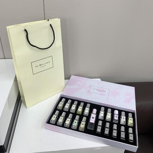 价值2000+ 珍藏版！祖马*龙香水21件套礼盒装 混搭味道更佳1支30m樱花+20支9ml香氛 送礼佳品 预售 商品图7