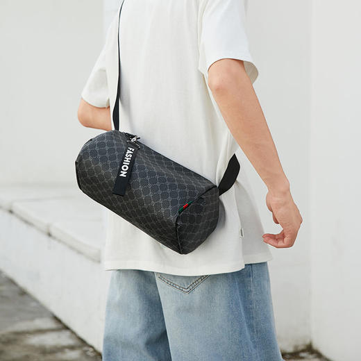 男士轻便简约潮流休闲单肩斜挎时尚运动小背包出差旅游潮流圆通包 商品图3