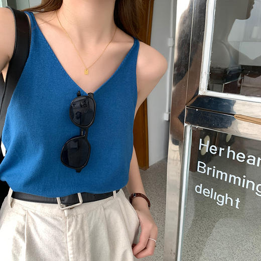 黛唯梵多色V领卷边毛织小吊带女夏季韩版休闲背心上衣女 商品图0