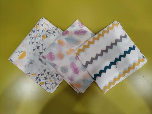 moimoln小云朵方巾婴儿新生儿手帕手绢口水巾LKX2WZ4C07 商品图0