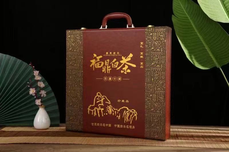 皮盒福鼎白大饼-6斤饼  40元一套／一件10套／一件400元