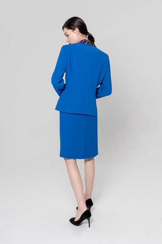 皮尔卡丹女装年秋季新款通勤职业高频干练西服P1319U1989L0
 商品图1