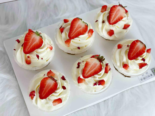 水果盛宴cupcake甜蜜下午茶，口感和颜值缺一不可的杯子蛋糕。 商品图7