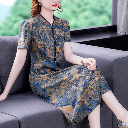 AHM   yslg8535复古优雅气质大码中长款连衣裙【限量】 商品图3