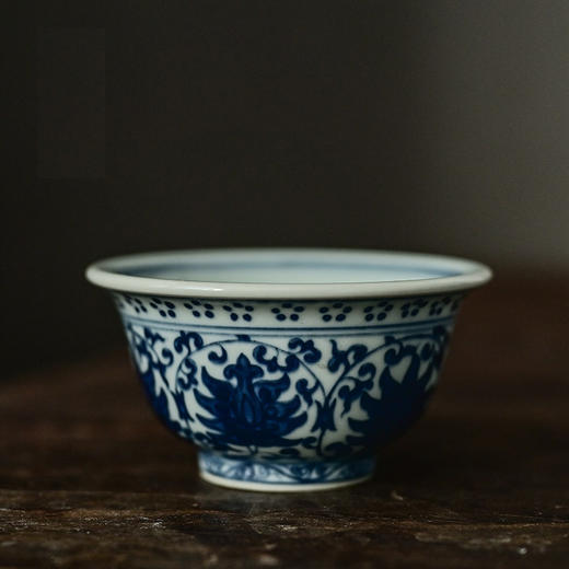 「景德镇手绘仿大明永乐青花陶瓷压手杯」复古内双狮原版茶杯品茗杯 主人杯 商品图0