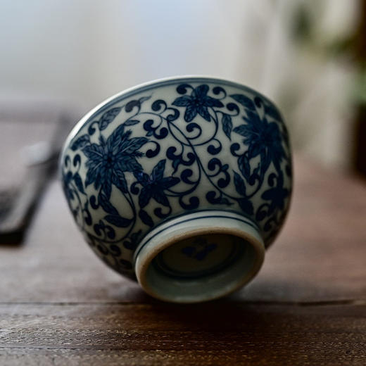 「景德镇手绘复古缠枝四季花仿明青花陶瓷品茗杯」功夫茶杯大号茶盏 主人杯 商品图2