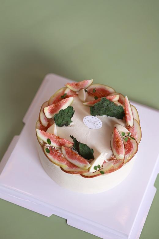 无花果马鞭草奶油蛋糕 商品图0