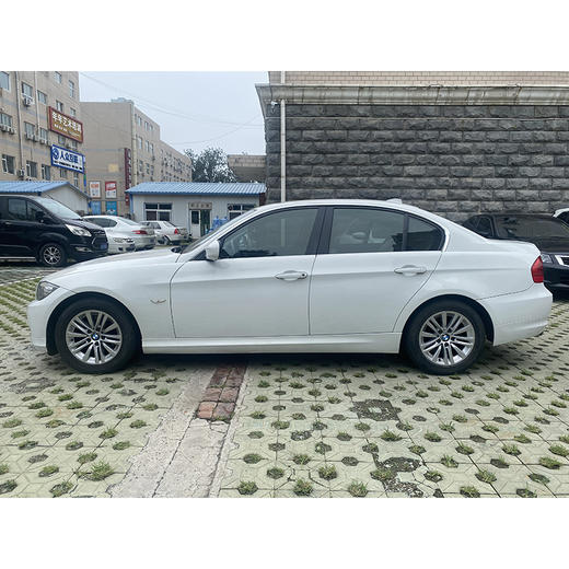 宝马 320i 时尚型 【长租-北京】 商品图6