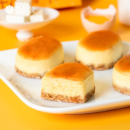 （兑换）【半熟芝士 4个/盒，2盒装】原味/榴莲味  添加法国进口KIRI芝士，软嫩香甜  顺丰冷链发货 商品图1