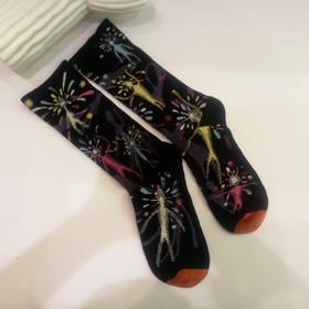 SIOICIKI  SAW3A028设计师联名款渠力黑色中筒袜