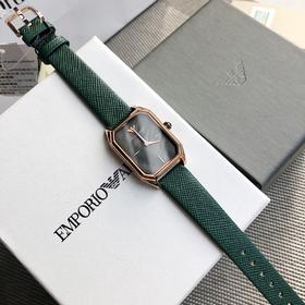 价值4000+ 原装！ARM*NI/阿M尼两针小方形表盘手表24x27mm AR11149 简单时尚 天然贝母面+天然水晶表盘 高贵优雅