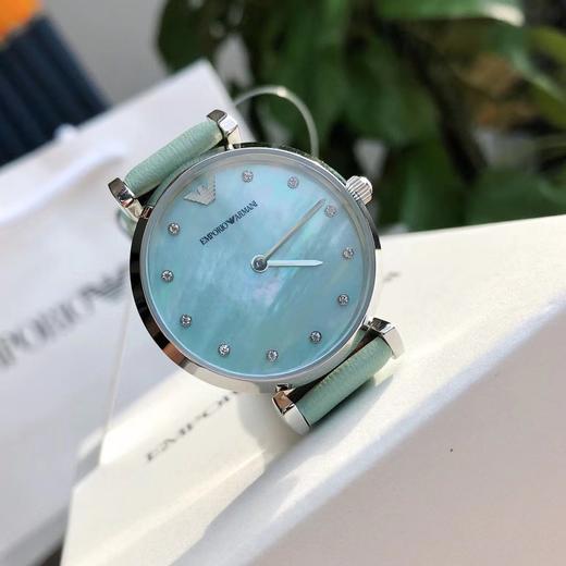 价值4000+ 高颜值 原单货！ARM*NI/阿M尼冰蓝炫彩变色贝母手表AR1959 淡绿色皮带 带原厂二维码 可查询真伪 预售 商品图0