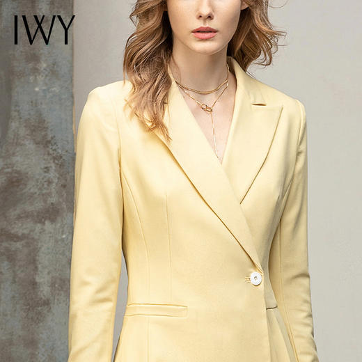 IWY/黄色职业西装连衣裙不规则设计高级感时尚气质优雅时髦工装OL Q11363-Y 商品图4