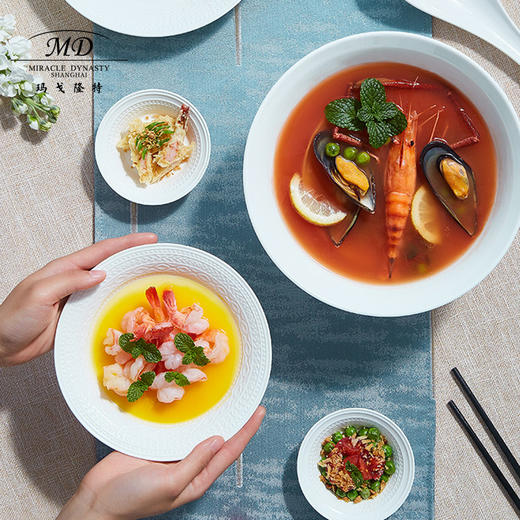 【云粉节】10楼玛戈隆特柿柿如意32头餐具事事如意--白色【6人份】吊牌价3999元活动价1699元 商品图2