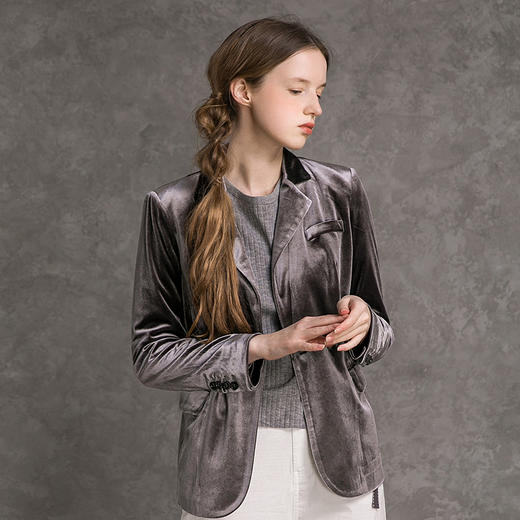 famecoco范可儿西装外套女秋长袖正装修身复古丝绒小西服D216AB301 商品图3