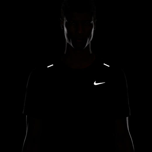 Nike耐克 DRI-FIT RISE 365 男款短袖跑步上衣 商品图4