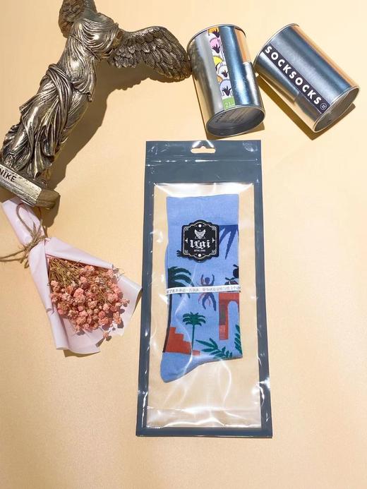 SIOICIKI  设计师联名款SSS2A057夏威夷中筒袜 商品图3