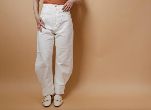 2021春夏新款——COMMXN中腰收脚口牛仔裤 商品图4