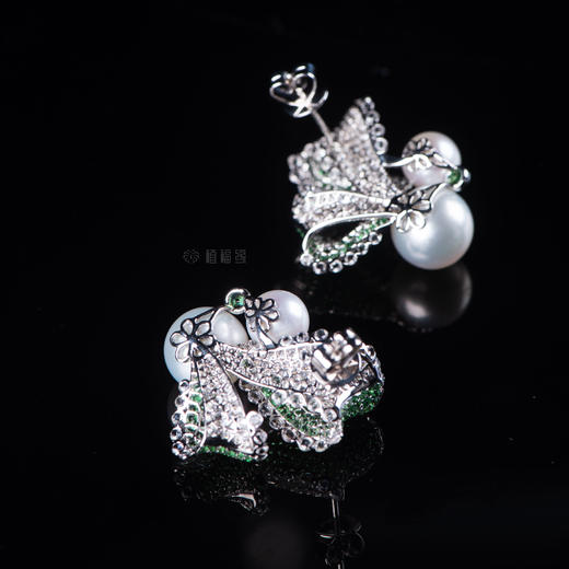 【幸福飞来】蝴蝶结珍珠耳钉-ZZ12012080 商品图5