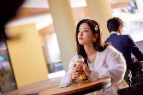 杨超越-闪电熊项链&胸针