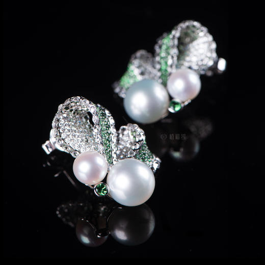 【幸福飞来】蝴蝶结珍珠耳钉-ZZ12012080 商品图4