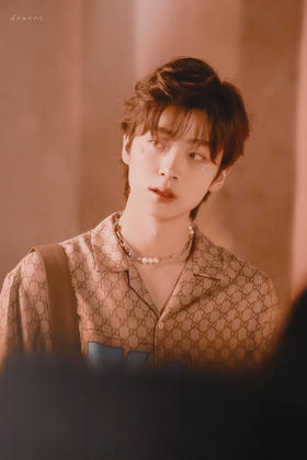 张嘉元-闪电熊项链