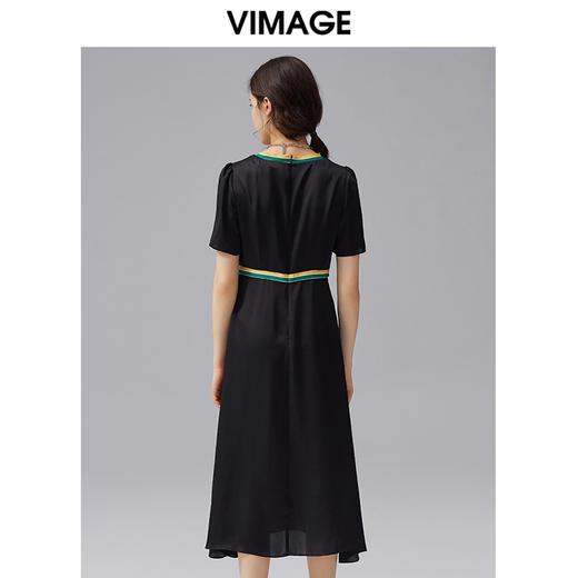 VIMAGE纬漫纪夏季新款时尚条纹撞色简约V领高腰显瘦A字连衣裙V1507180 商品图3