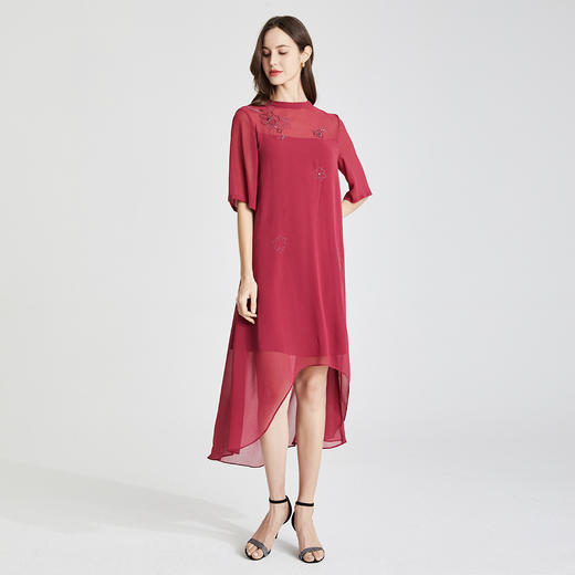 RF8A9斯尔丽瑟俪春季新款圆领复古宽松下摆不规则中袖中长款连衣裙 商品图3