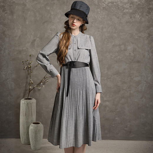 Famecoco范可儿立领连衣裙秋款长袖收腰复古裙(附腰带)F216FA020 商品图2