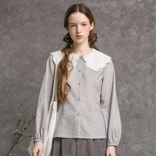 Famecoco范可儿荷叶领衬衫女秋灯笼袖甜美减龄衬衣F216BH019 商品图3