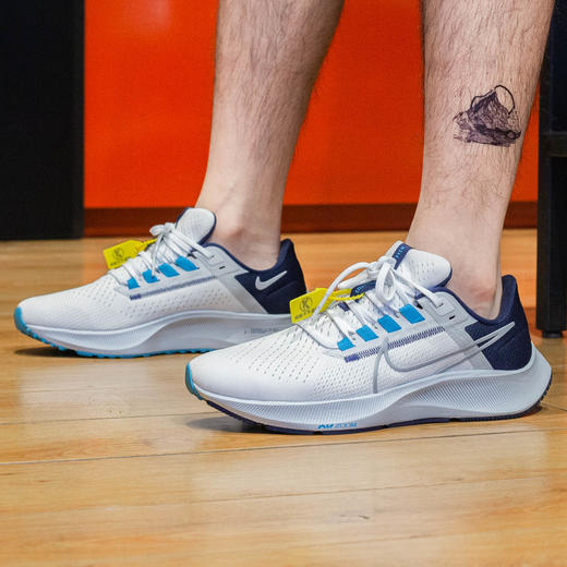 NIKE AIR ZOOM PEGASUS 登月38男女跑步鞋 商品图2