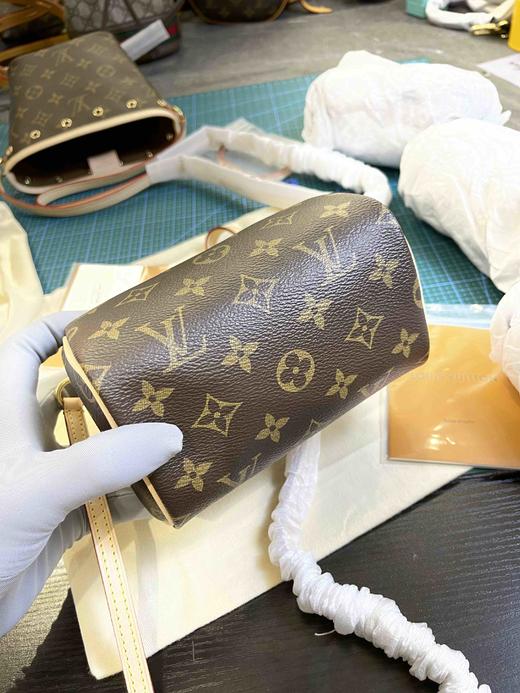 LV mini枕头包（nano），ding级原单，轻松乱真无压力，限时特价🉐️ 商品图7