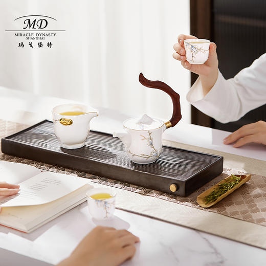 【春上新】10楼玛戈隆特进博盛宴珐琅彩10头飞天茶具吊牌价2688元活动价2285元 商品图2