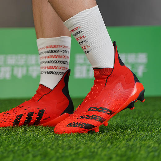:ADIDAS/阿迪达斯猎鹰 FREAK + AG 高端成人足球鞋FY8427 商品图0