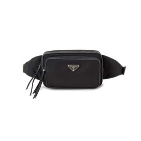 PRADA 普拉达 女士 Re-Nylon 再生尼龙珐琅金属三角形徽标腰包 黑色 1BL010 064 F0002 YOO