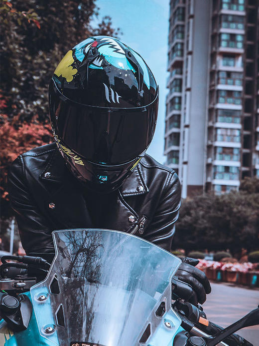 西班牙MT 毒刺 四季个性跑盔头盔全盔 商品图1