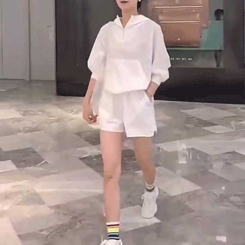  大暑｜懒人必备！清凉、遮肉又高级的运动套装，出门贼省事儿！ 